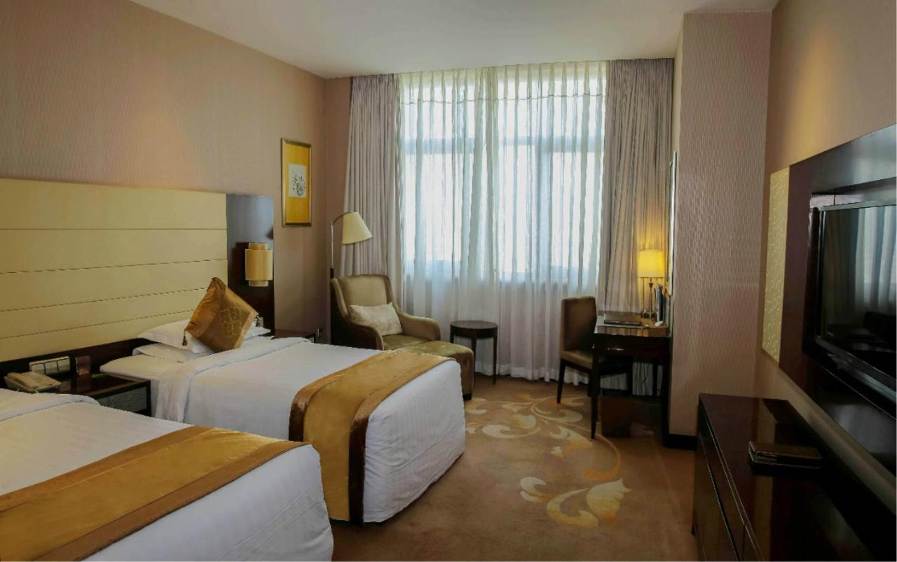 Ritan Hotel Downtown Пекин Екстериор снимка